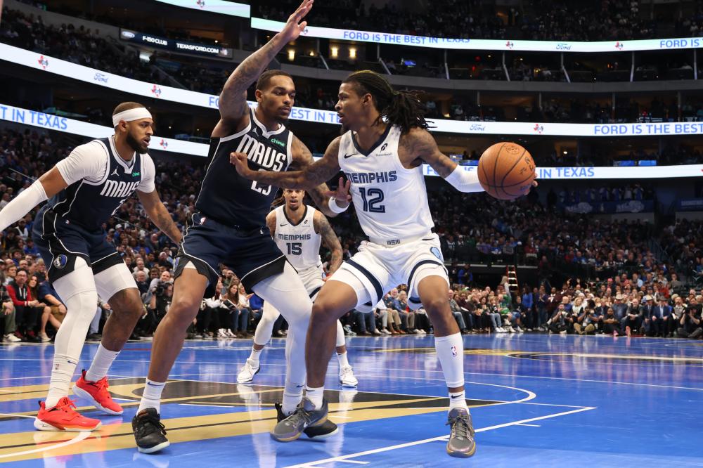 以篮板拼抢 以篮板拼抢