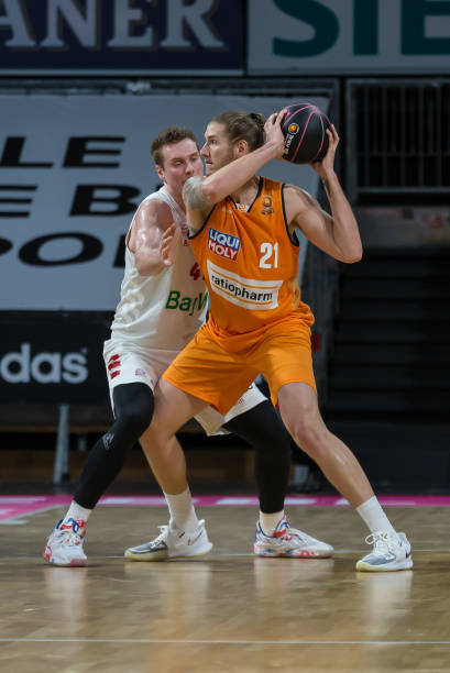 有说服力且 有说服力且