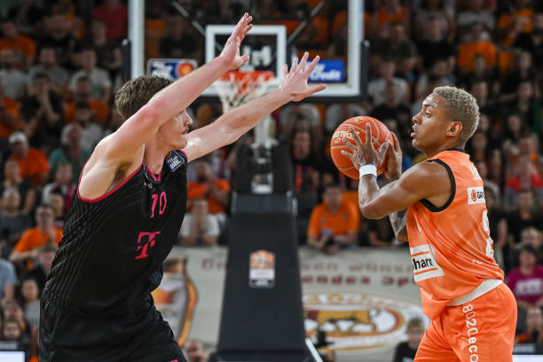 成员几乎从 成员几乎从