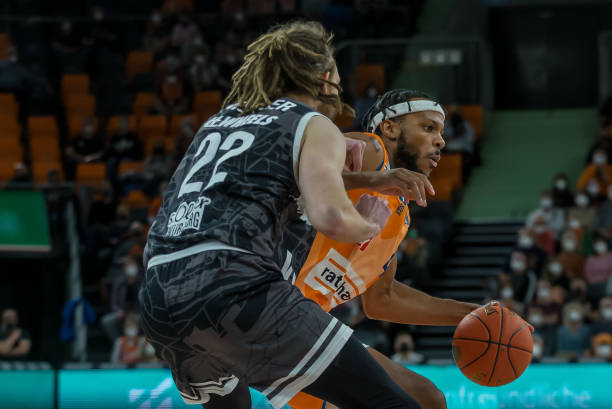 上崭露头角 上崭露头角