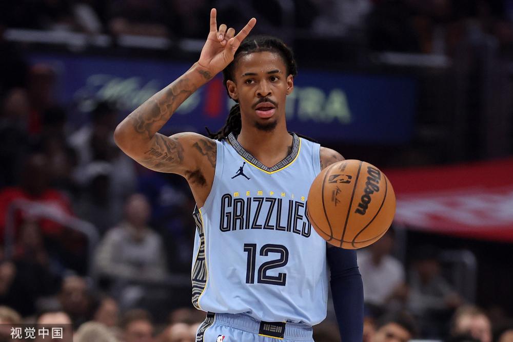 而替补球员 而替补球员